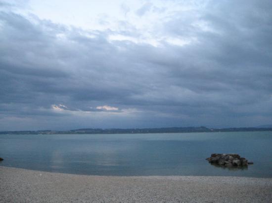 HAMRAHI à Neuchatel